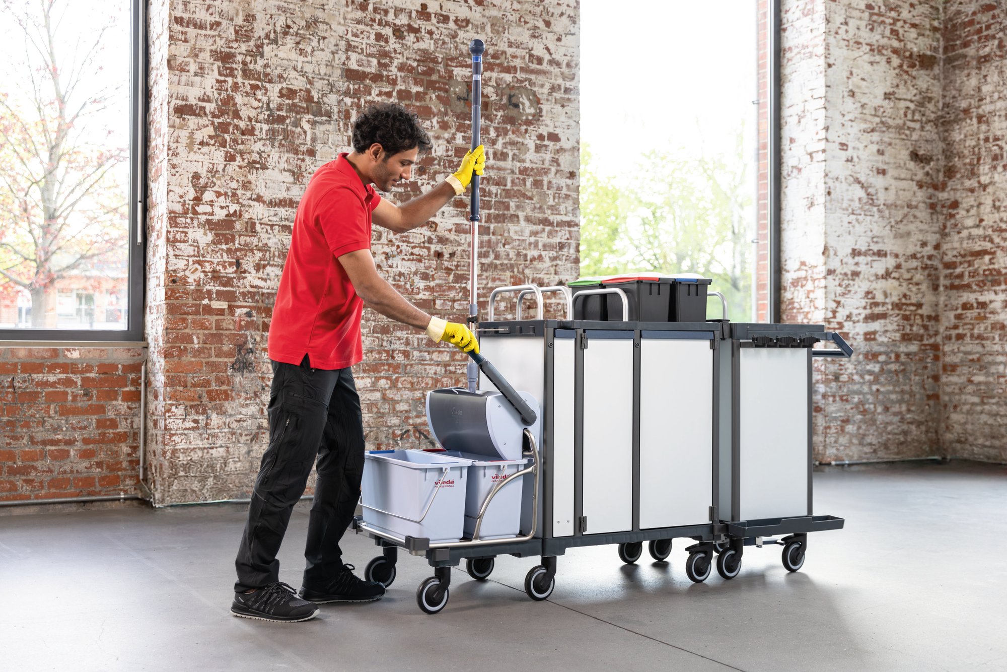 VP_Equipe_GBC_FLC_TwixterPress_InUse_B